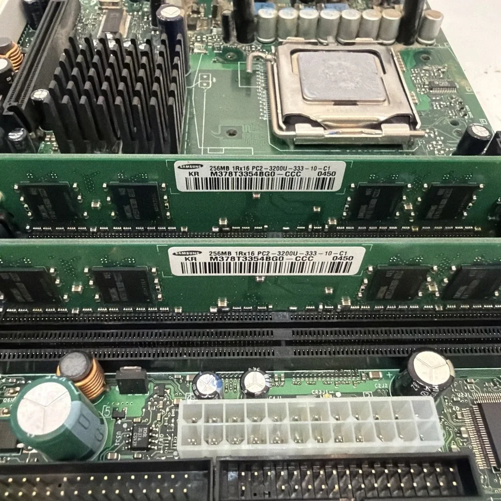 DELL Inspiron 560 0K83V0 LGA775 motherboard w/ 512MB (2x256) RAM